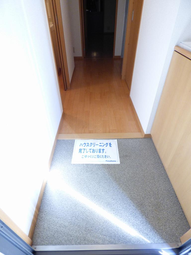 クオリア東茱萸木 玄関