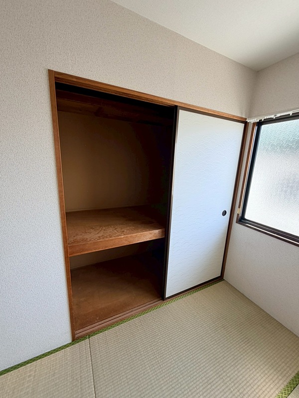 シャトードイワネE号館 収納