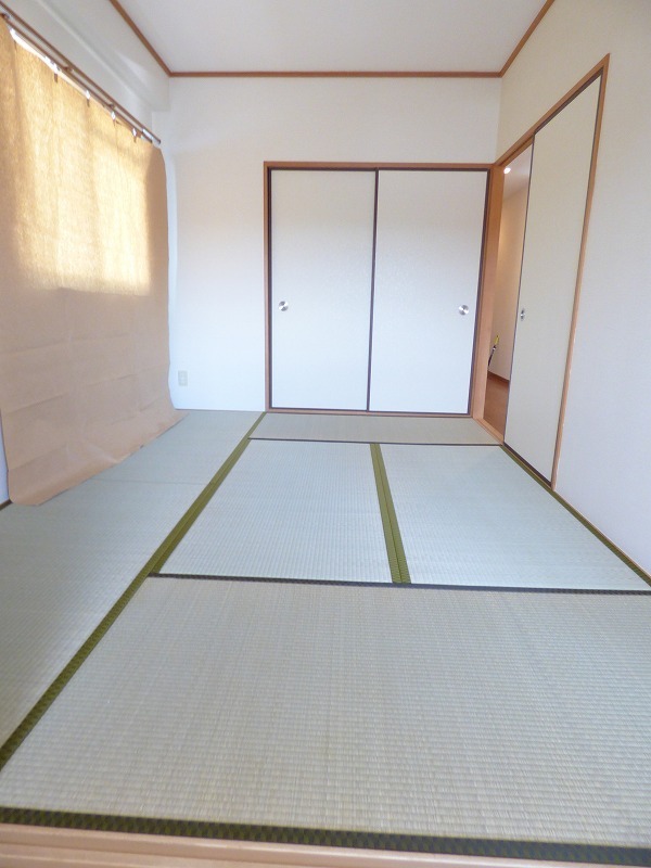 ホワイトロートス その他