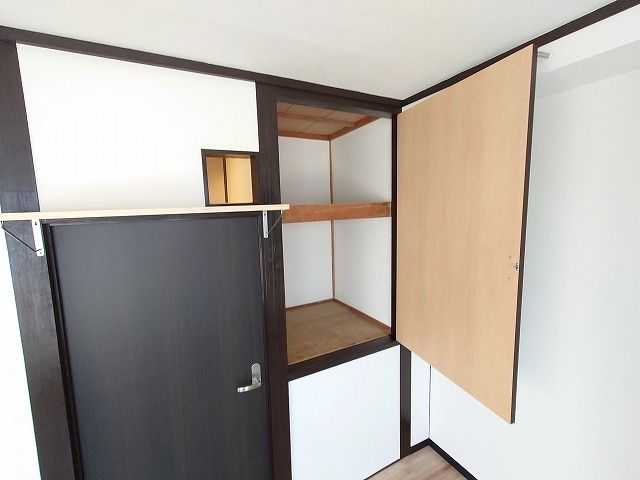 東野中リノベキャットハウス 収納