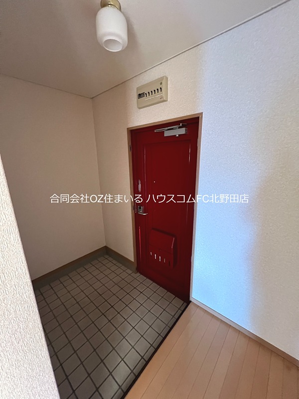 パインアベニュー 玄関