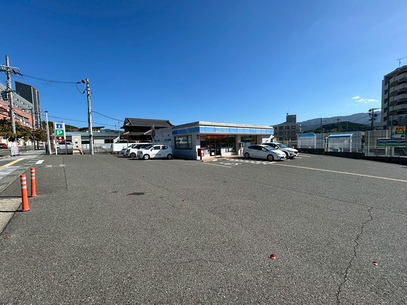 アレーゼＦ コンビニ