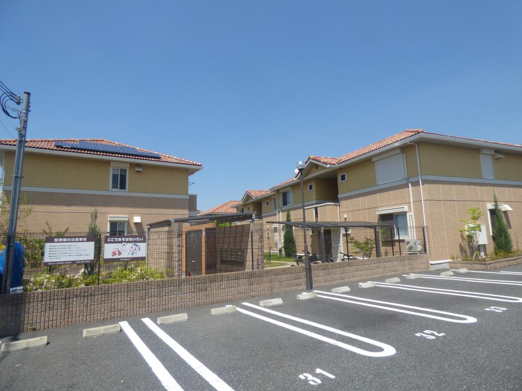エスペランサB棟 駐車場