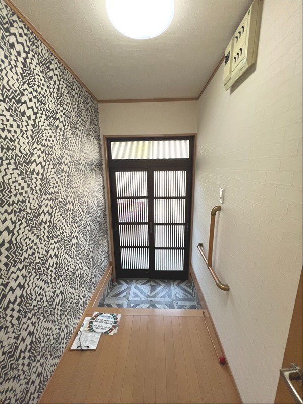 RH錦一軒家 玄関