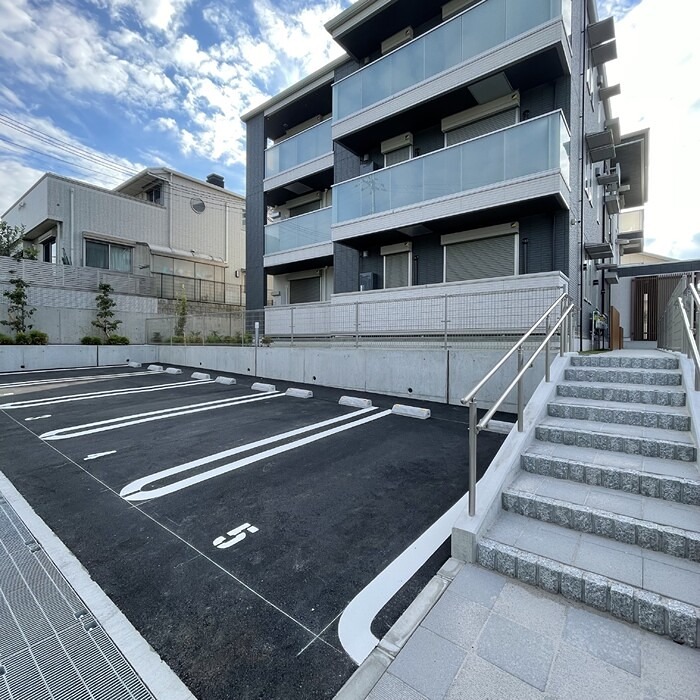 VentVert小金台 駐車場