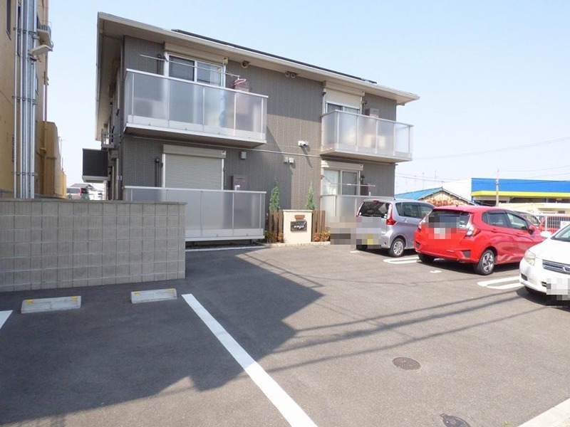 ディープログレス 駐車場
