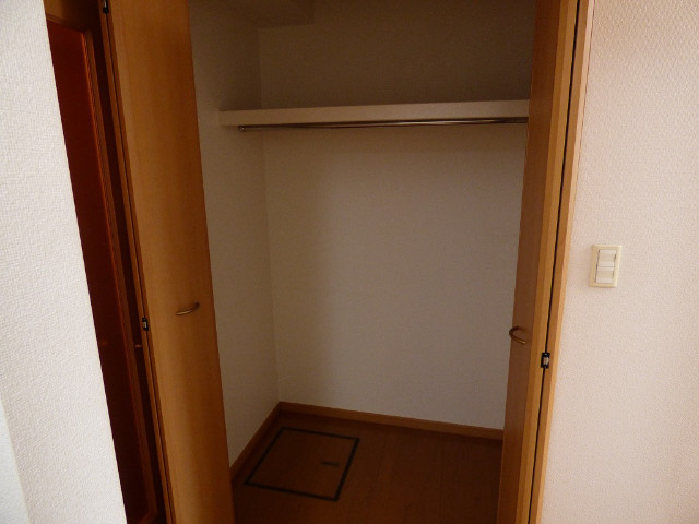 ソレアード本町 収納