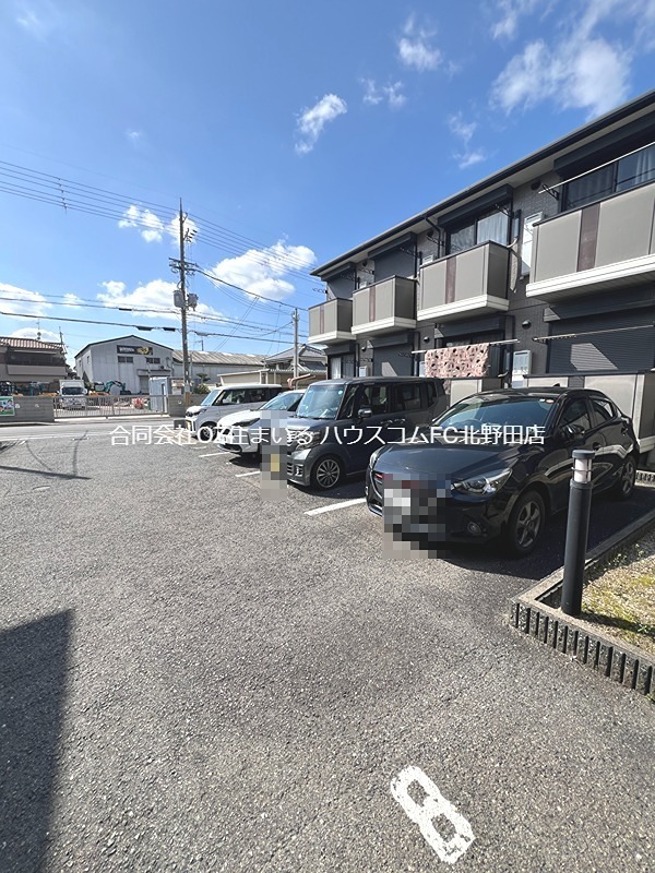 アメニティ大美野Ａ 駐車場
