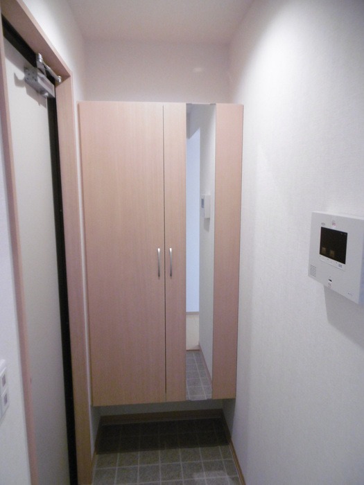Agerate　A棟 玄関