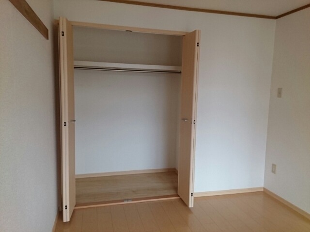 サウスタウンF 収納