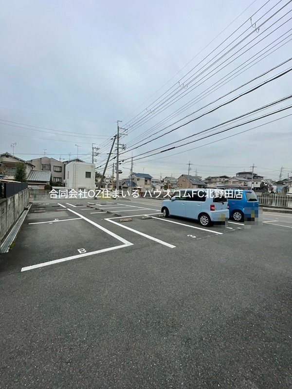 ベルメゾンＳＫＹ 駐車場
