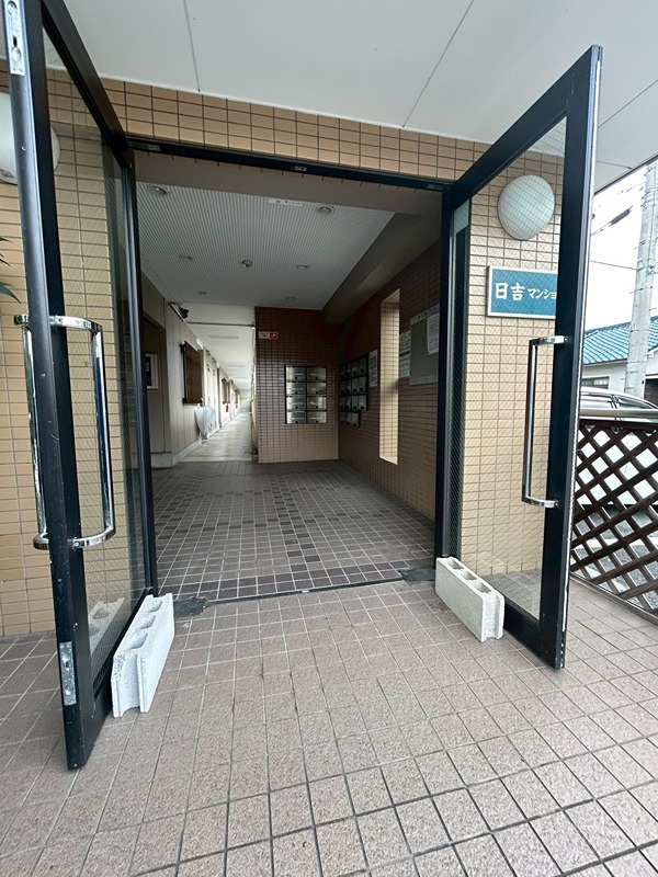 日吉マンション エントランス