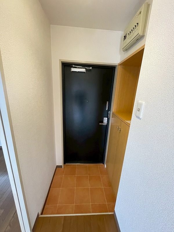 尾崎コーポ 玄関