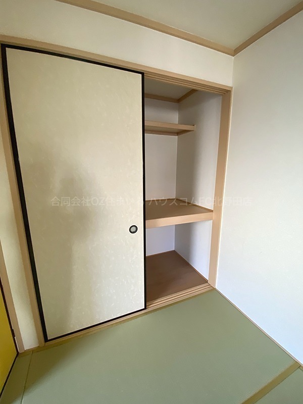 大美野坂本マンション 収納