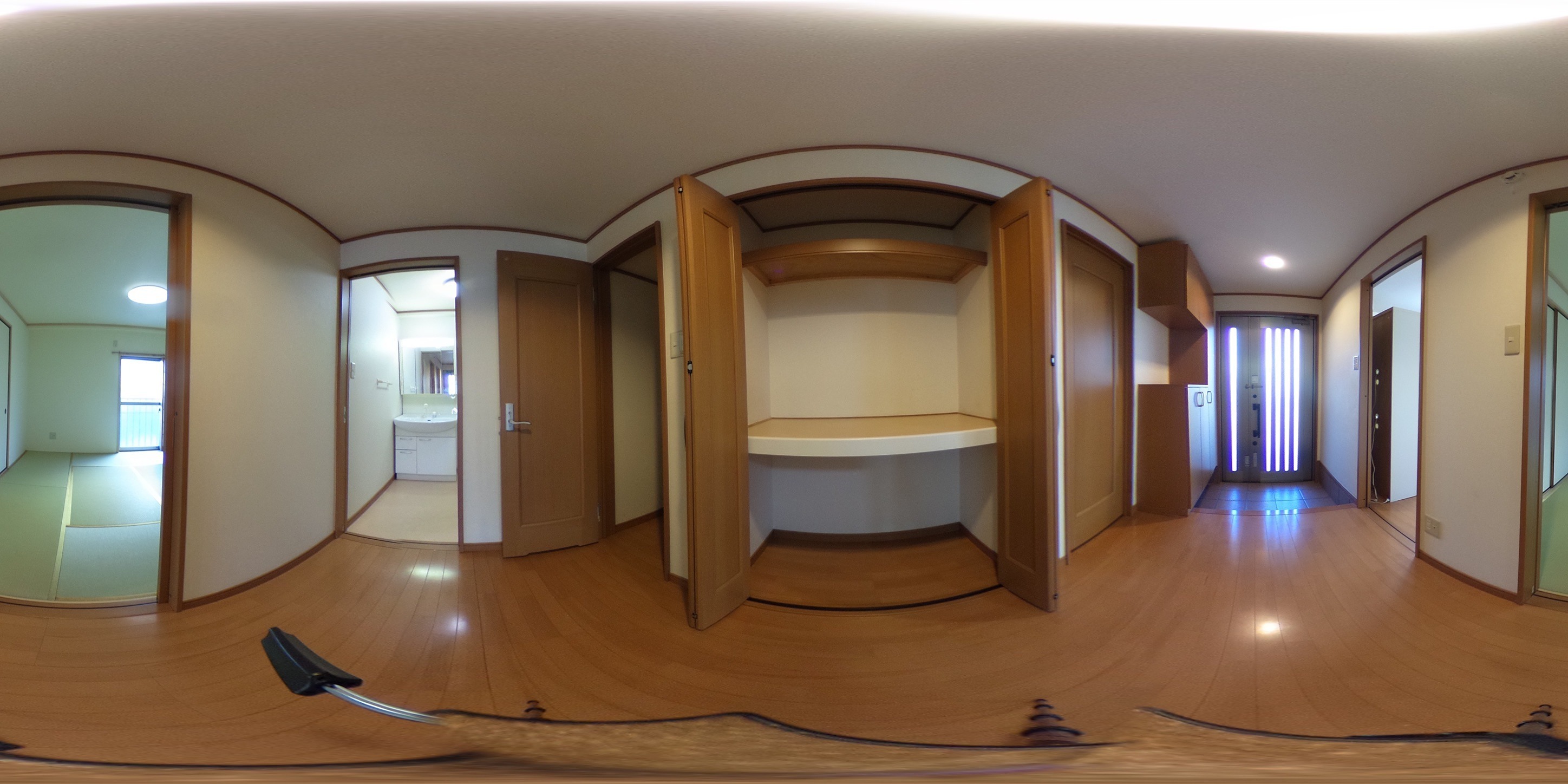 大美野坂本マンション 玄関