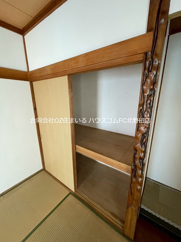 東野中貸家 収納