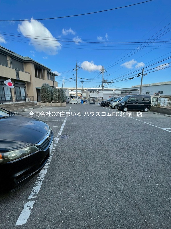 ソレイユ北庄  駐車場