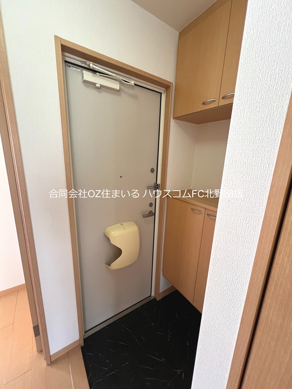 ガトーナふくだ　Ｃ棟 玄関