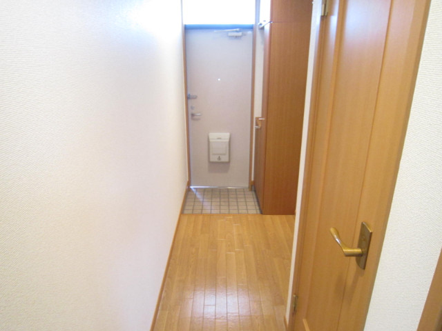 ヴィラ　ナカヤマ 玄関