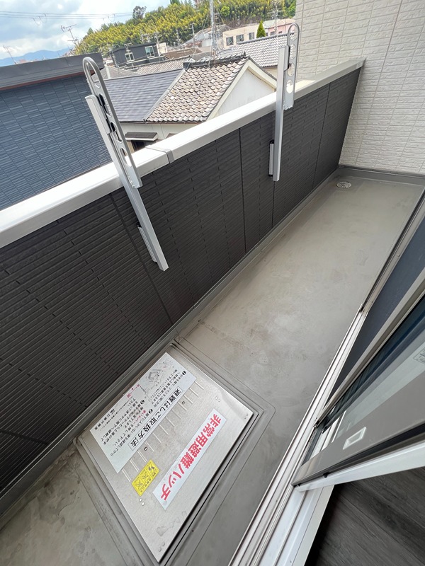 エヌ　プレミール ベランダ
