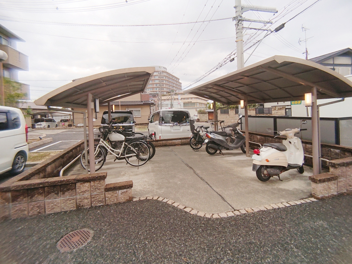 コーダ・コリーナⅠ 駐車場