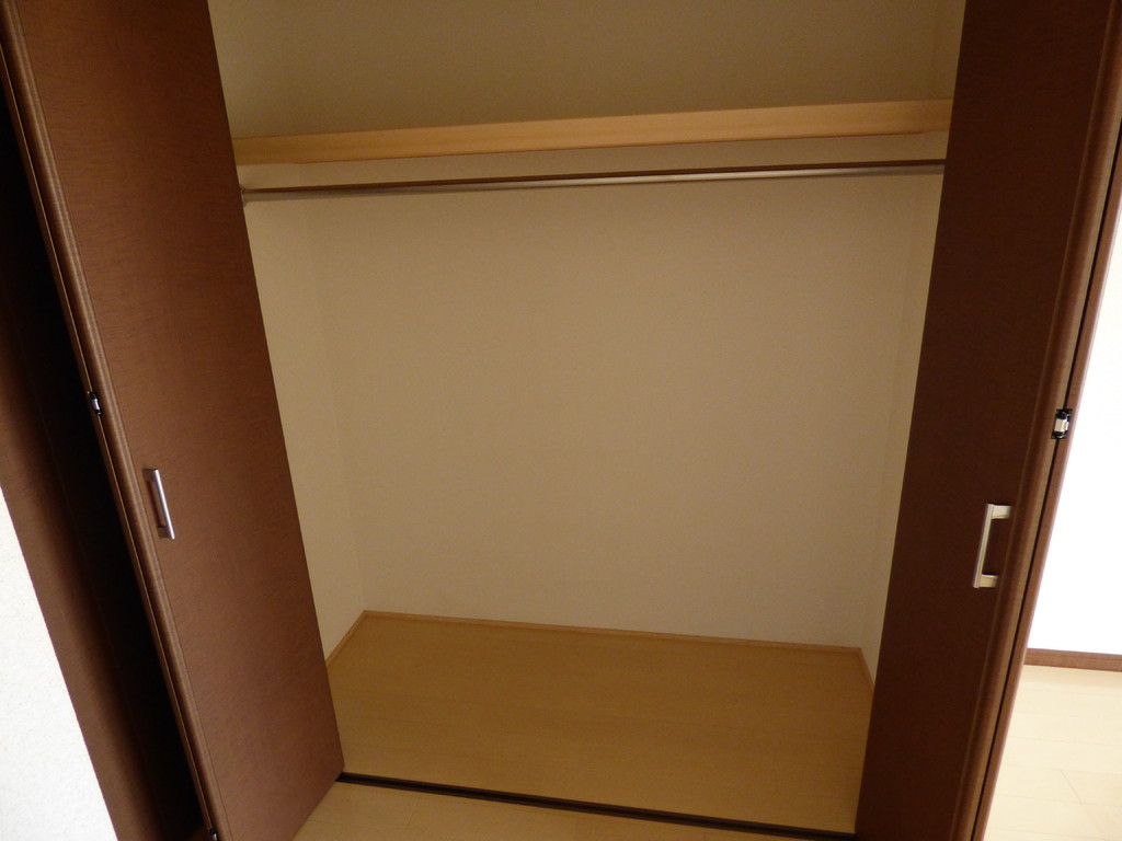 フジパレス楠町 収納