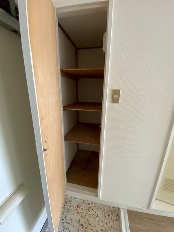 セインツ1号館  収納