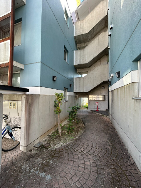 ステーションコタニ エントランス