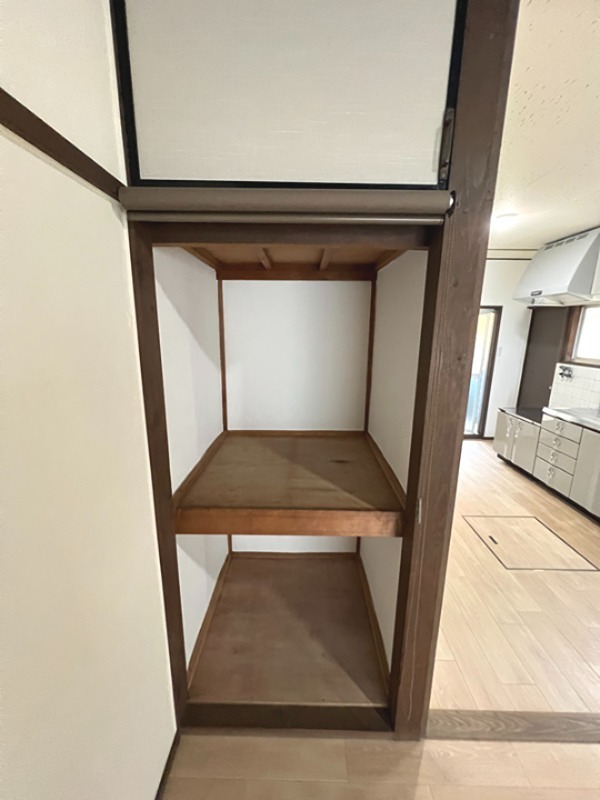 堺市美原区南余部戸建 収納