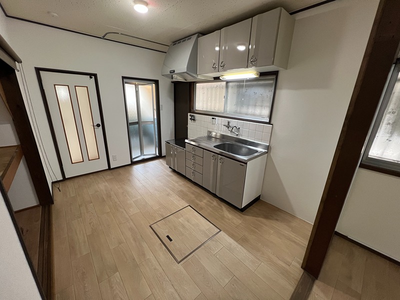 堺市美原区南余部戸建 リビング