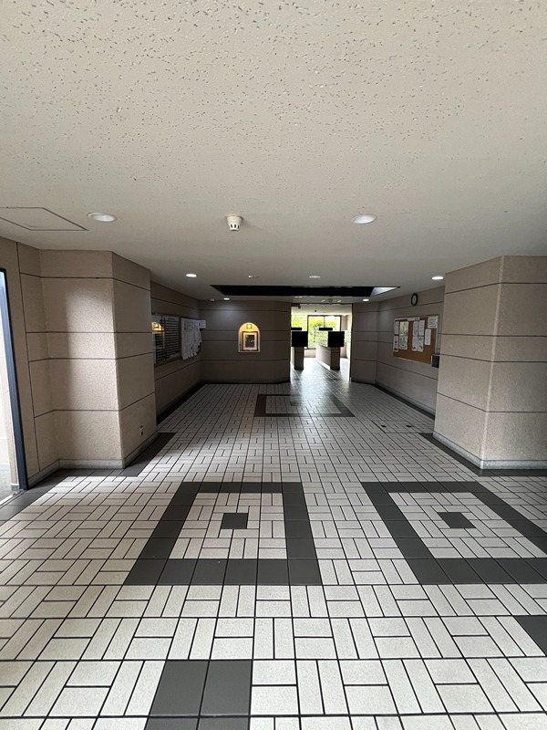 藤和さやまハイタウンＢ棟 ロビー