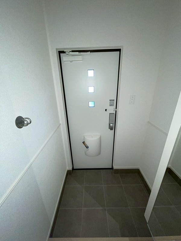テナム　プレッソ　メゾン 玄関