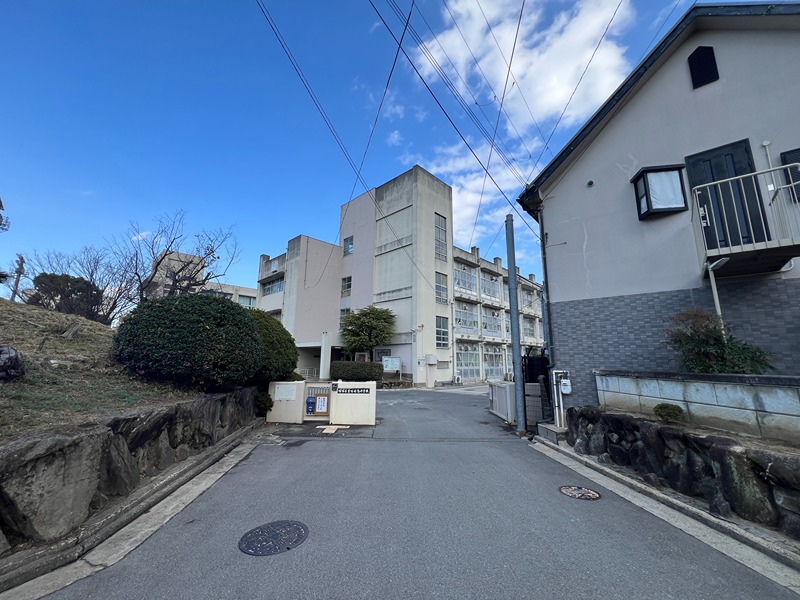 カサブランカ初芝 中学校