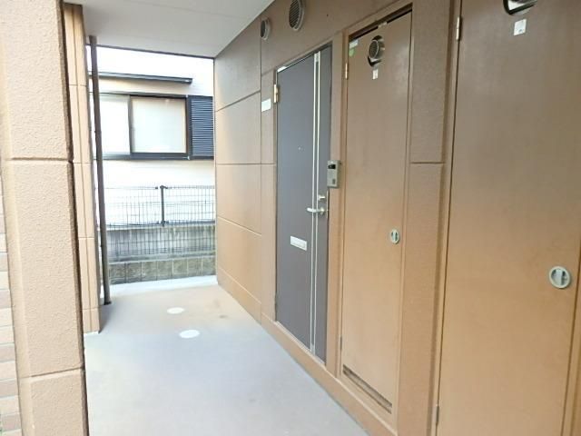 グレイシャス 玄関