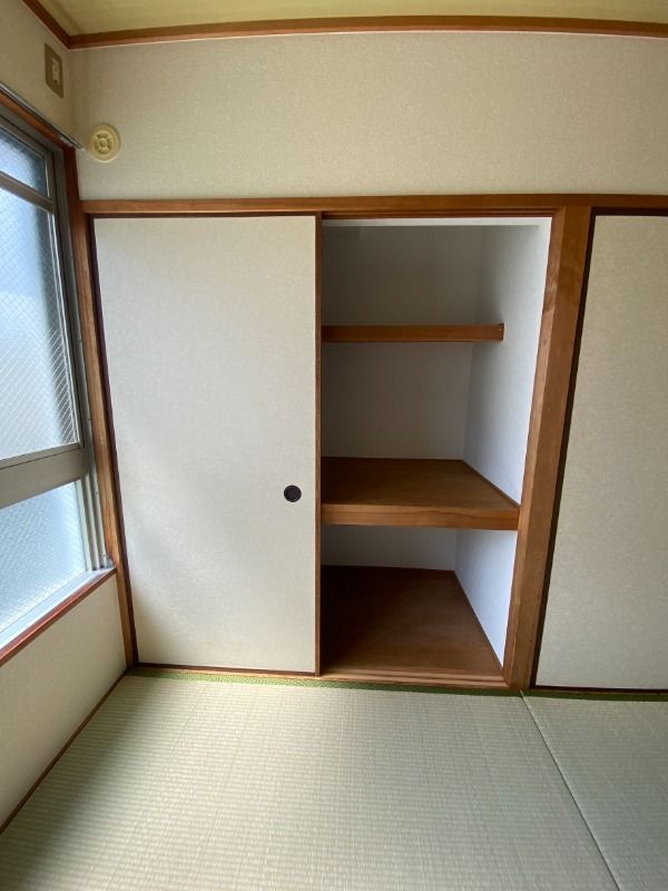 ウエストリバー 収納