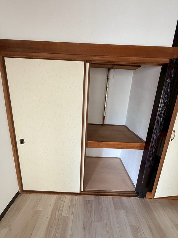 貸家 堺市東区高松 収納