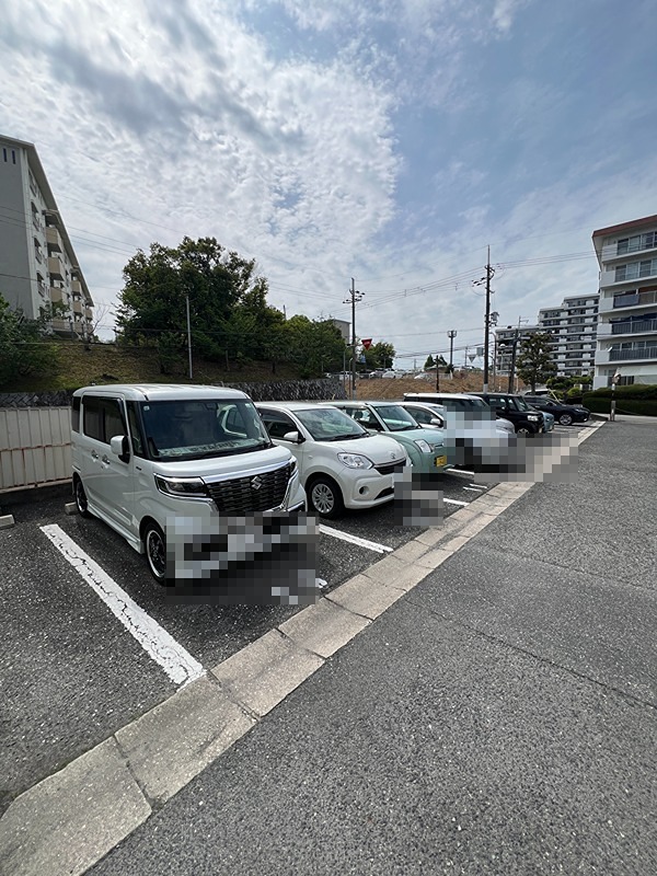 狭山住宅７号棟 駐車場