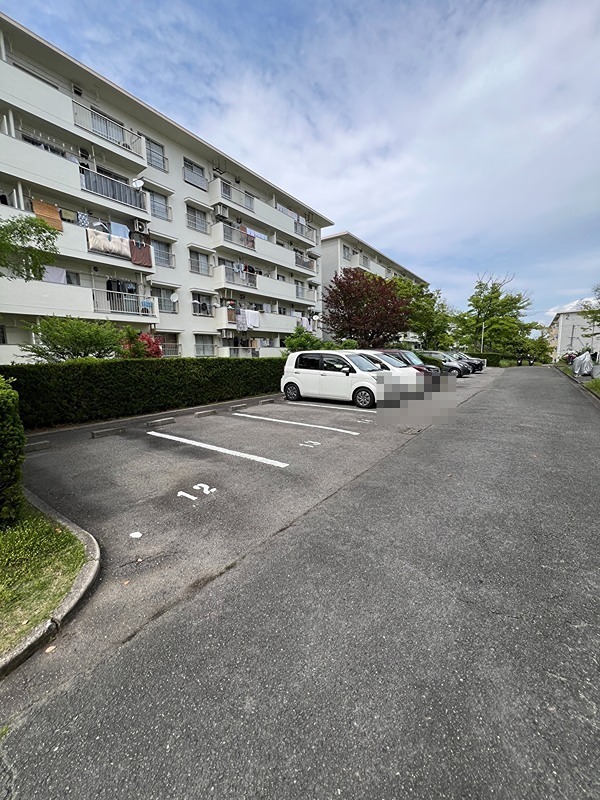 狭山住宅７号棟 駐車場