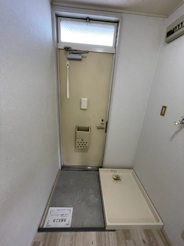 置田ハイツ 玄関