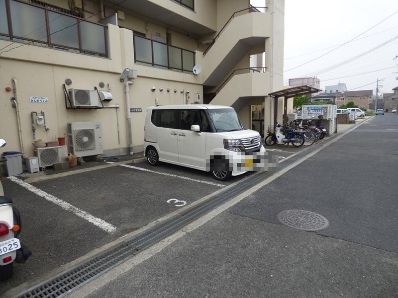 野浦ハイツ 駐車場
