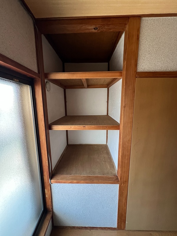 美原区北余部貸家 収納