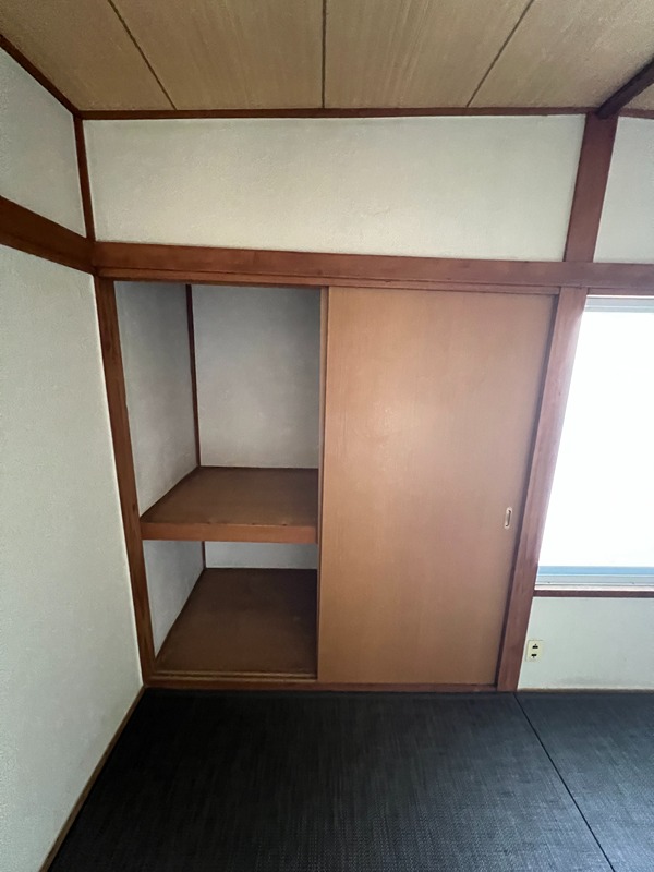 美原区北余部貸家 収納