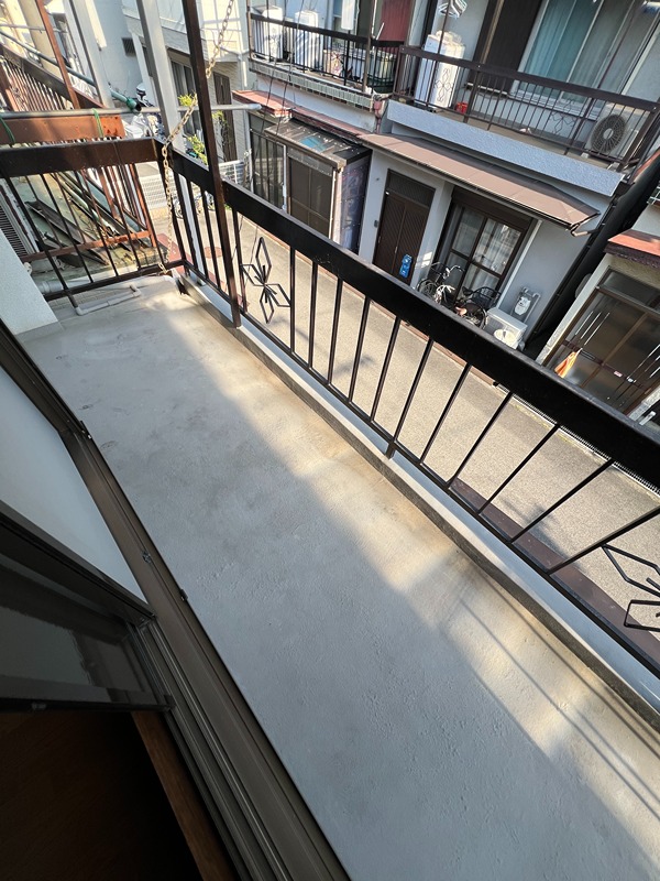美原区北余部貸家 ベランダ