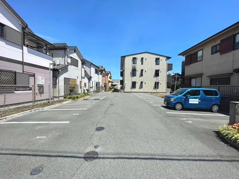 プルミエール 駐車場