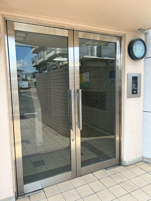 メゾン楠 エントランス