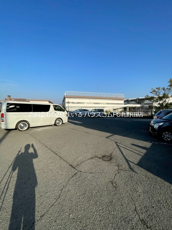 パックス楠 駐車場