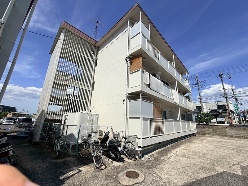 シャトードイワネ2号館 外観