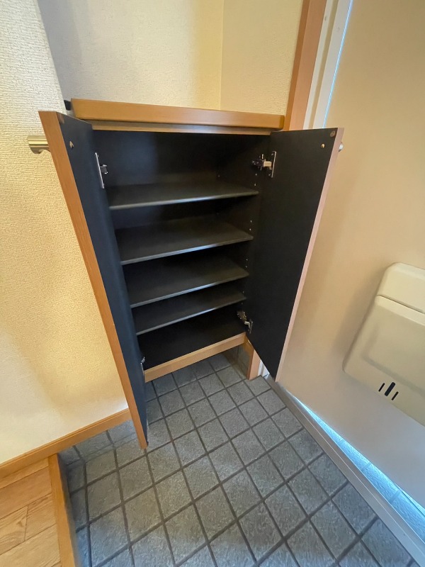 ジュネス 収納