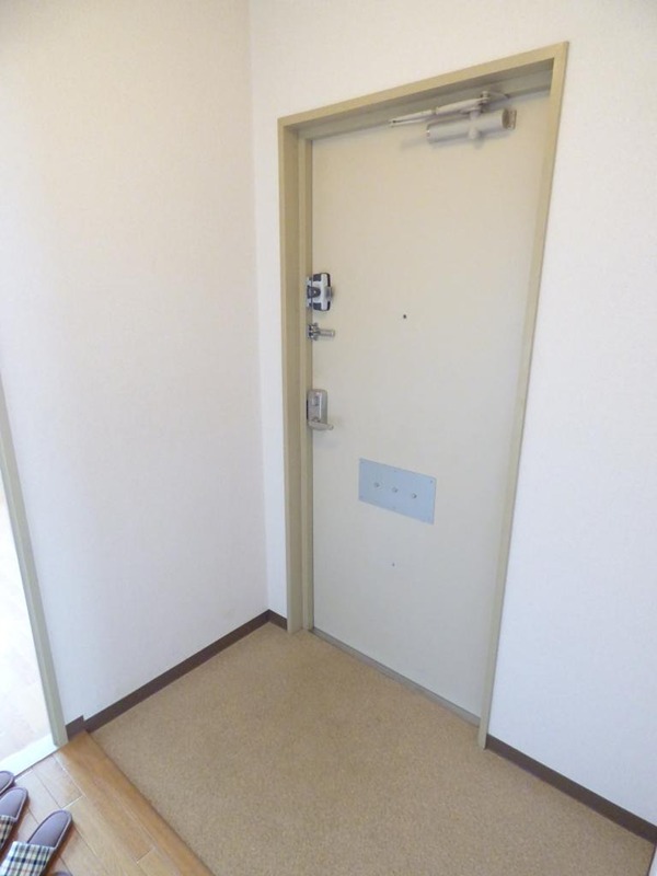 グリーンヒル小金台（マンション） 玄関