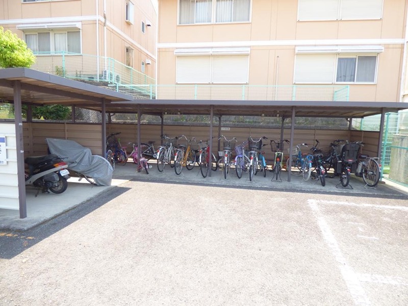 グリーンヒル小金台（マンション） 駐車場